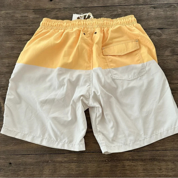 NWT Retromarine NY Mens XL color block Mesh Lined Swim Trunks Shorts Yellow New - Picture 4 of 4